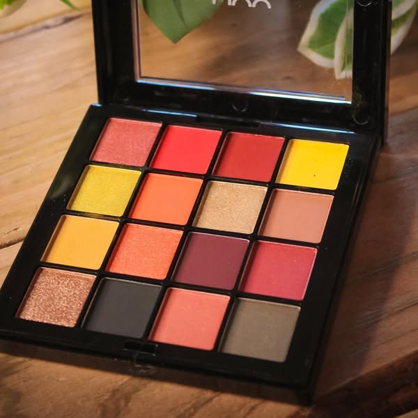 NYX - Professional Eye Shadow Palette