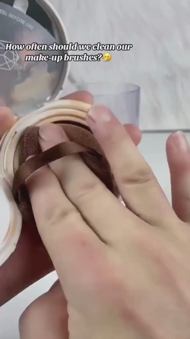 MAX Automatic Brush Cleaner demonstration - Sonic cleaning and drying system in action
